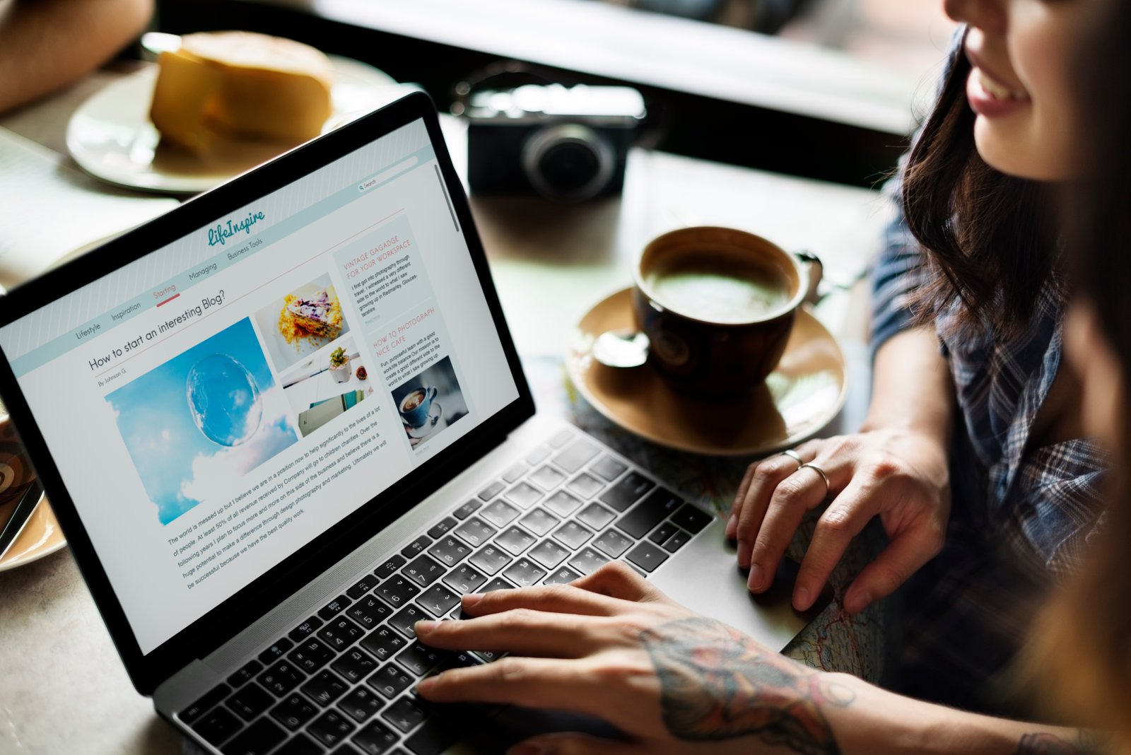 Website performance data analysis on screen